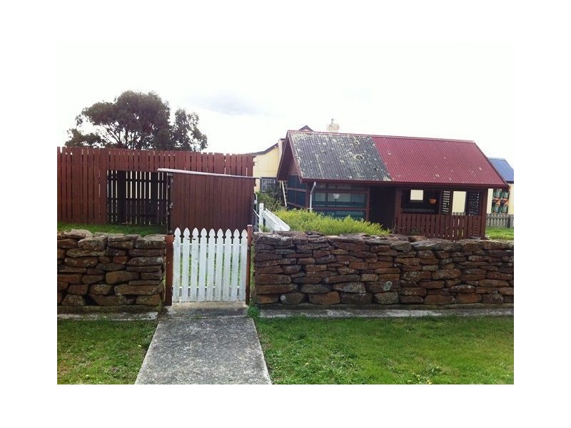 33 Chaffey, Gladstone TAS 7264