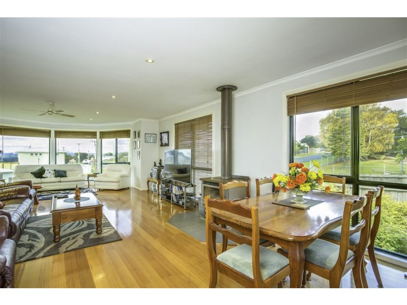 1 Westwood Street, Bridport TAS 7262
