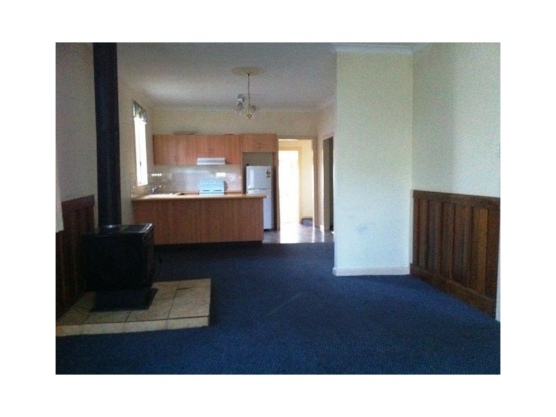 7 Charles St, Scottsdale TAS 7260
