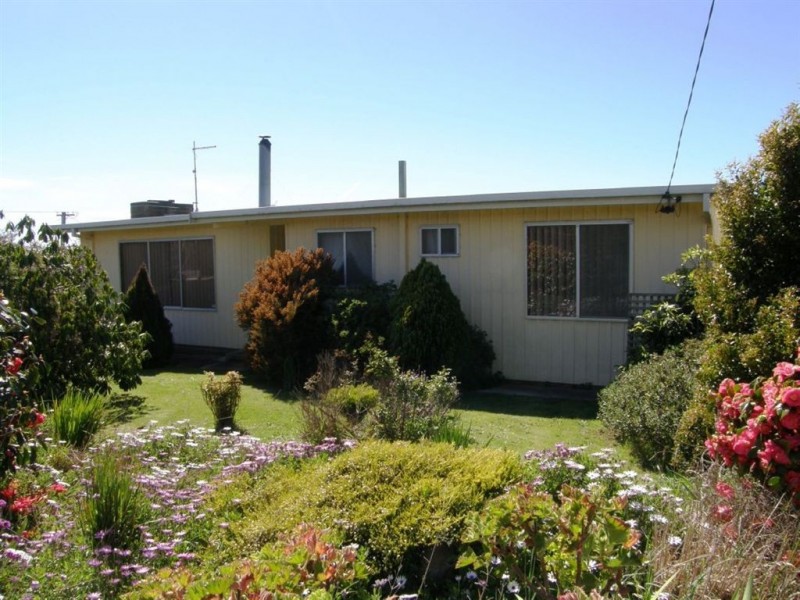 20 Richard Street, Bridport TAS 7262