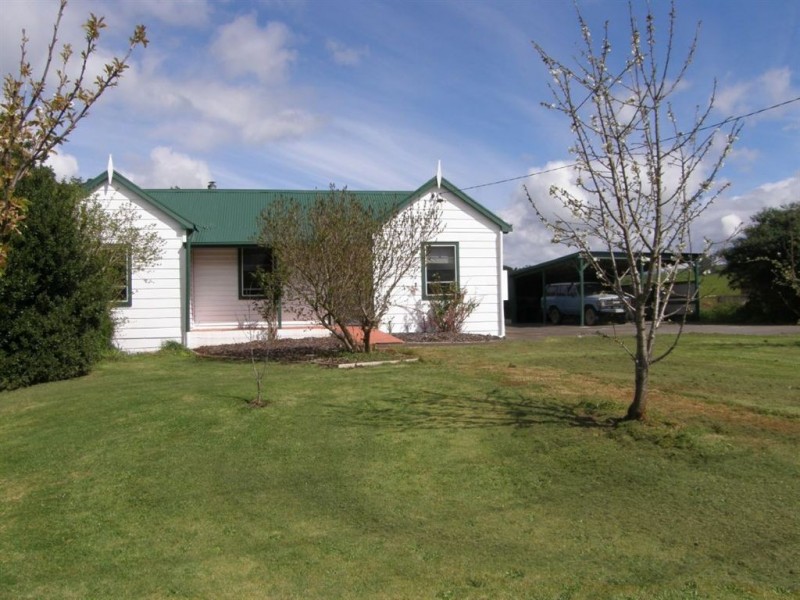 8 Scott Street, Branxholm TAS 7261