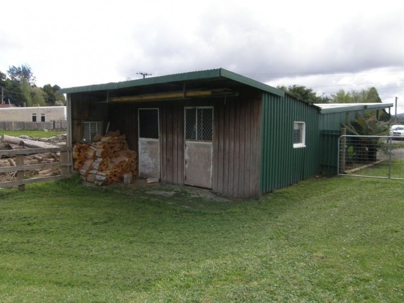 8 Scott Street, Branxholm TAS 7261