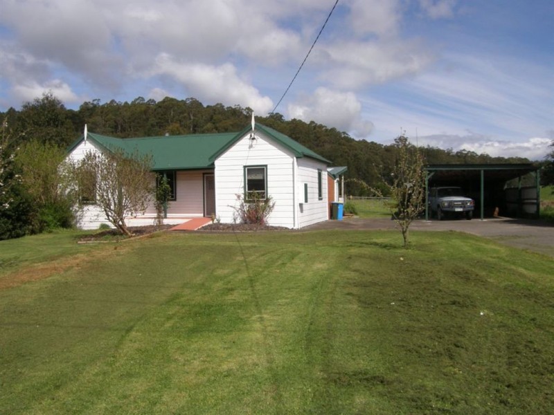 8 Scott Street, Branxholm TAS 7261