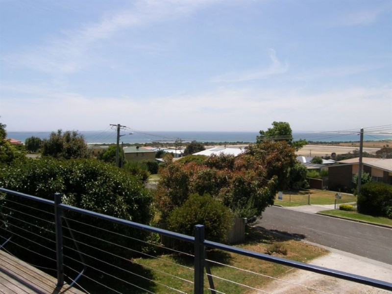 8 Anderson Street, Bridport TAS 7262