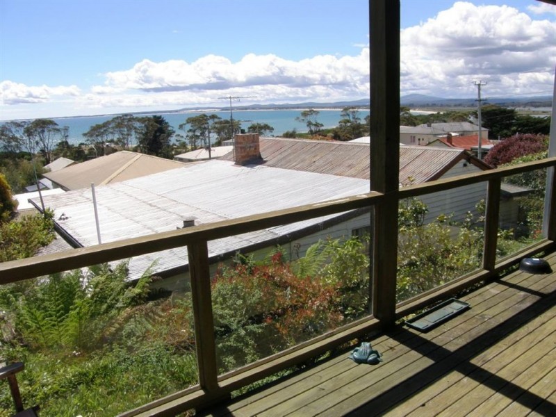 8 Henry Street, Bridport TAS 7262