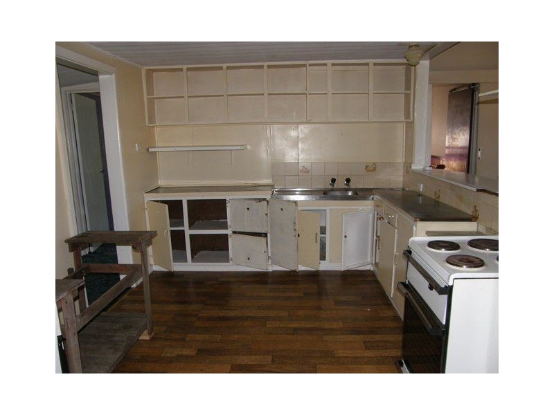 56 Main St, Derby TAS 7264
