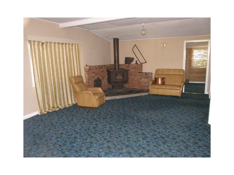 56 Main St, Derby TAS 7264