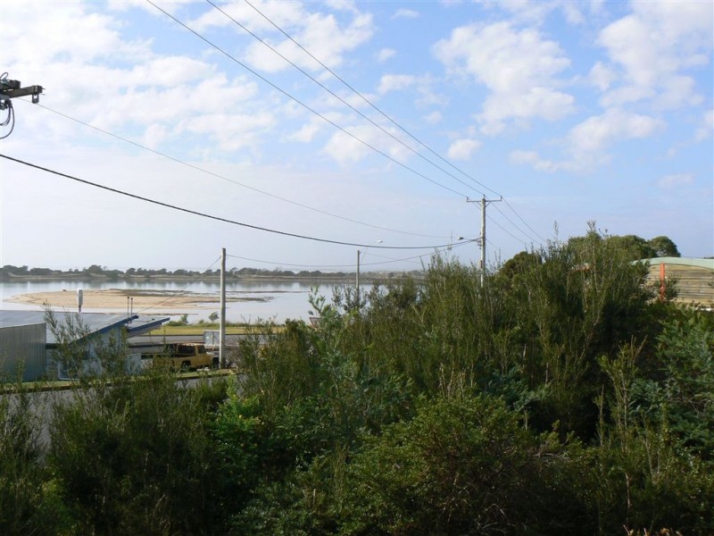 Villa 11/35 Main St, Bridport TAS 7262