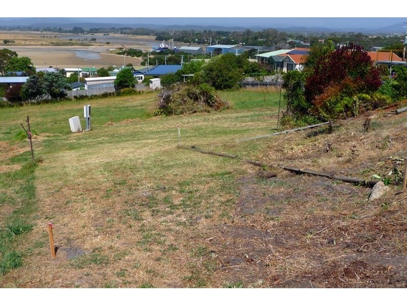 31 Emma Street, Bridport TAS 7262