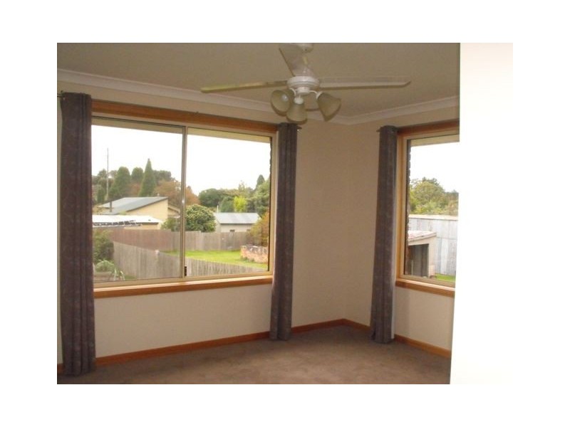 17 Frederick  St, Branxholm TAS 7261