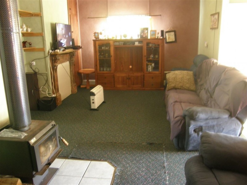 25 Main St, Derby TAS 7264
