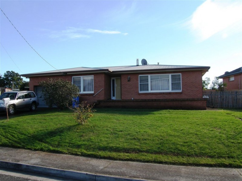 16 McLennan St, Scottsdale TAS 7260