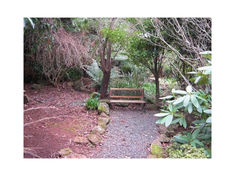 - Brown Mountain Road, Underwood TAS 7268