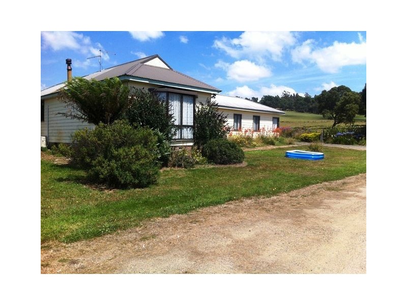 33317 Tasman Highway, Legerwood TAS 7263