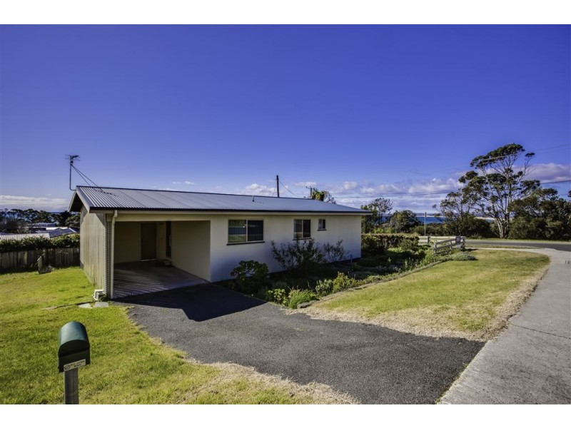 14 Emma Street, Bridport TAS 7262