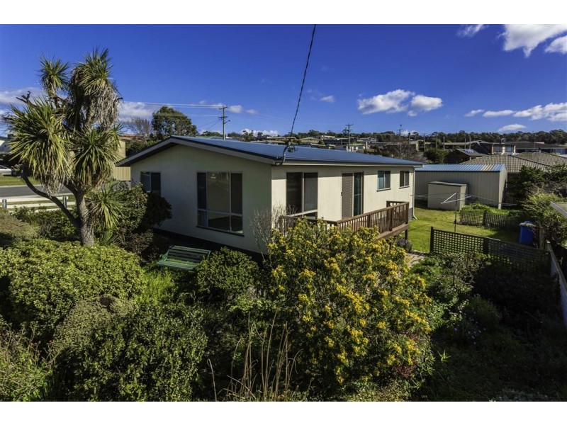 14 Emma Street, Bridport TAS 7262
