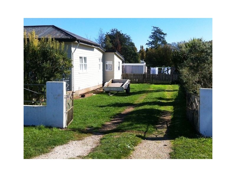 5 Diprose St, Legerwood TAS 7263