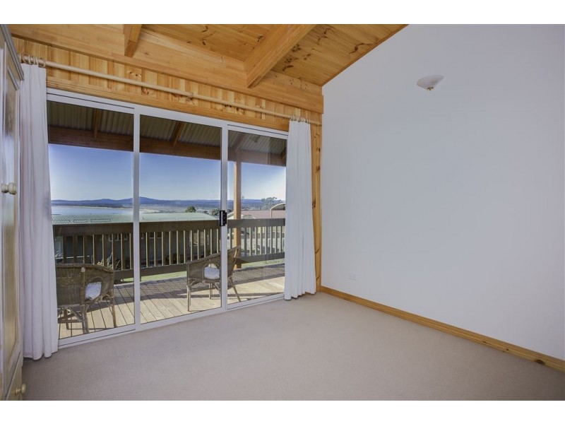 2/18 Thomas Street, Bridport TAS 7262