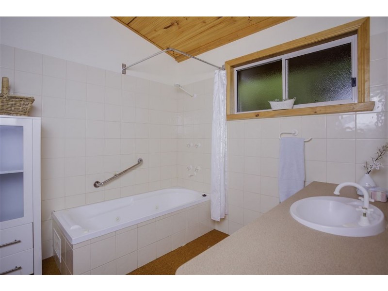 2/18 Thomas Street, Bridport TAS 7262