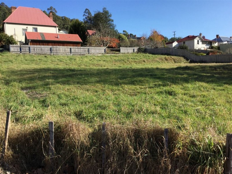 11 Esplanade, Derby TAS 7264