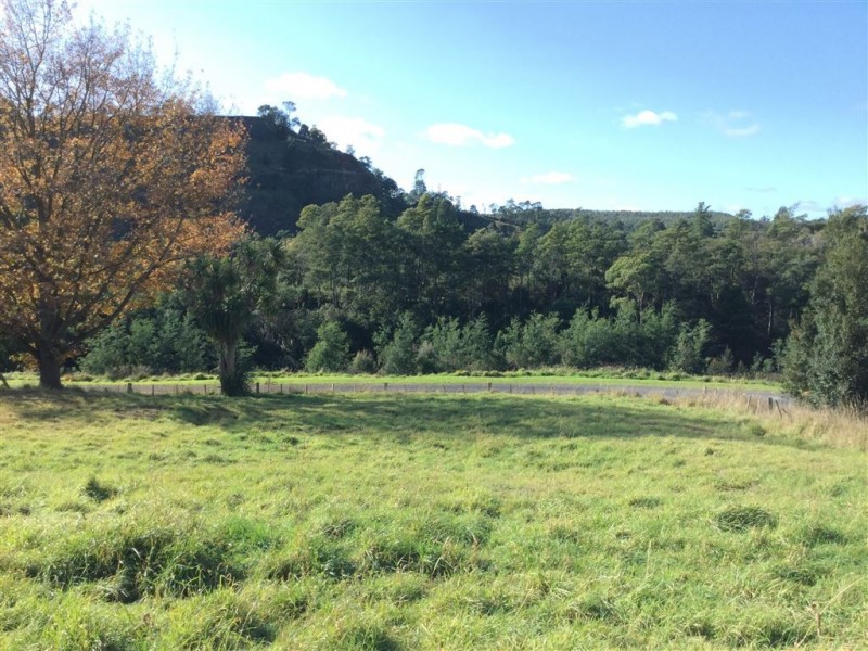 11 Esplanade, Derby TAS 7264