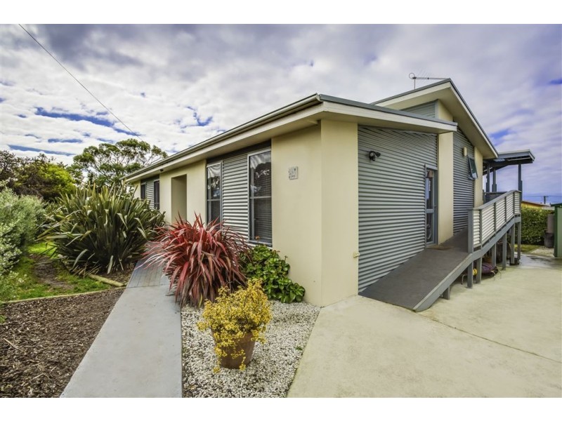 4 Joseph Street, Bridport TAS 7262