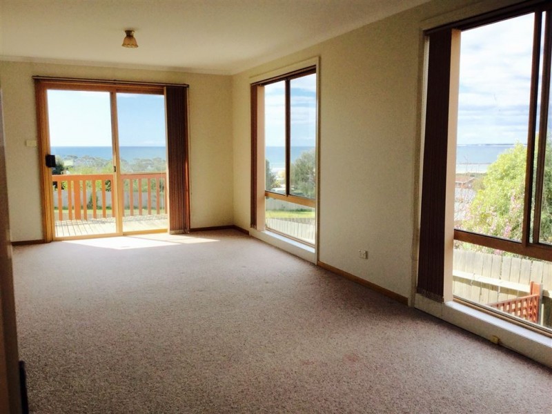 2/10 Kent Place, Bridport TAS 7262