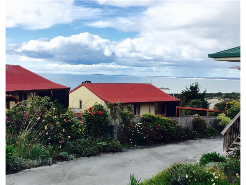 2/10 Kent Place, Bridport TAS 7262