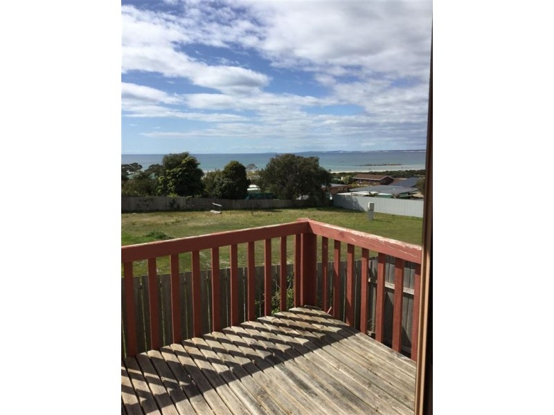 2/10 Kent Place, Bridport TAS 7262