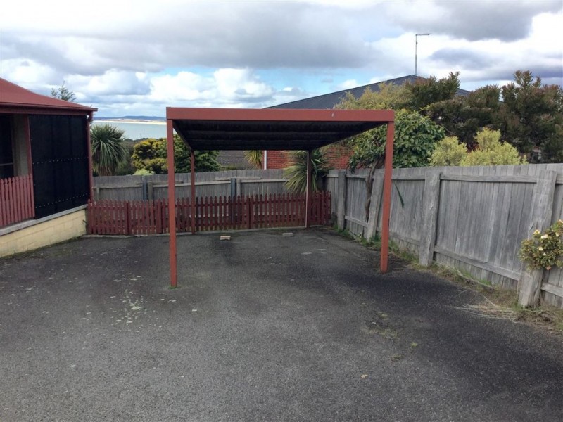 2/10 Kent Place, Bridport TAS 7262