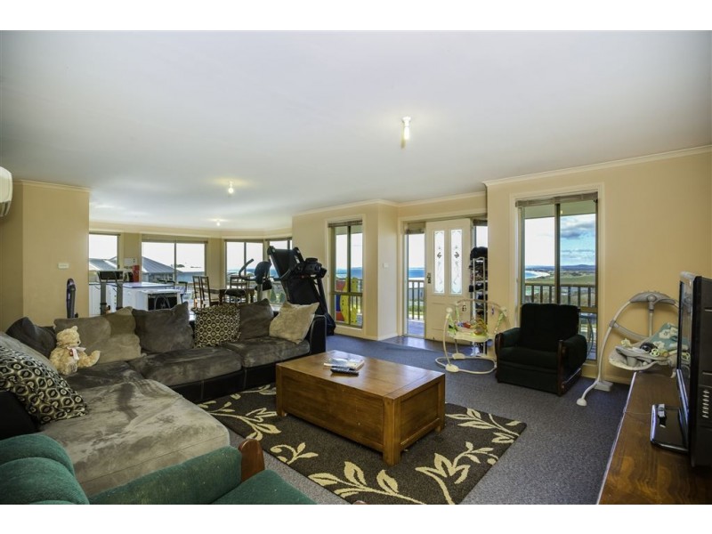 8 Andrews Place, Bridport TAS 7262