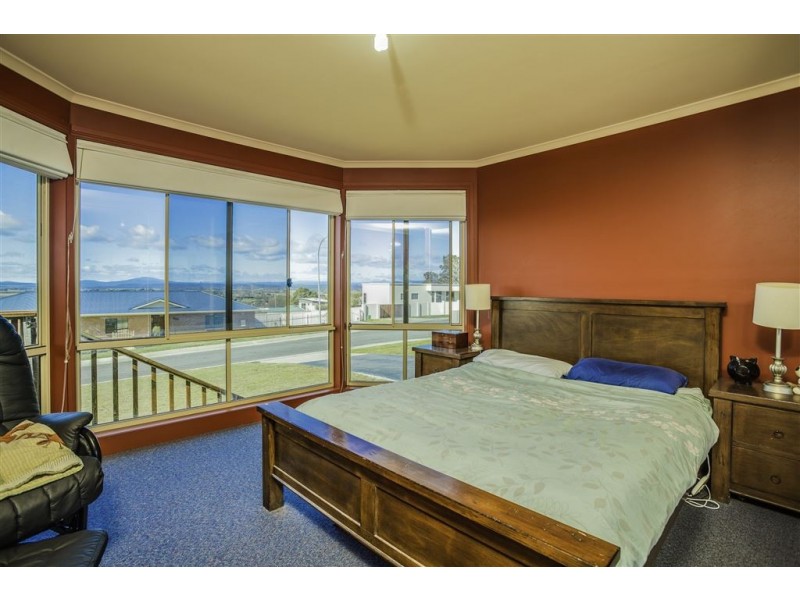 8 Andrews Place, Bridport TAS 7262