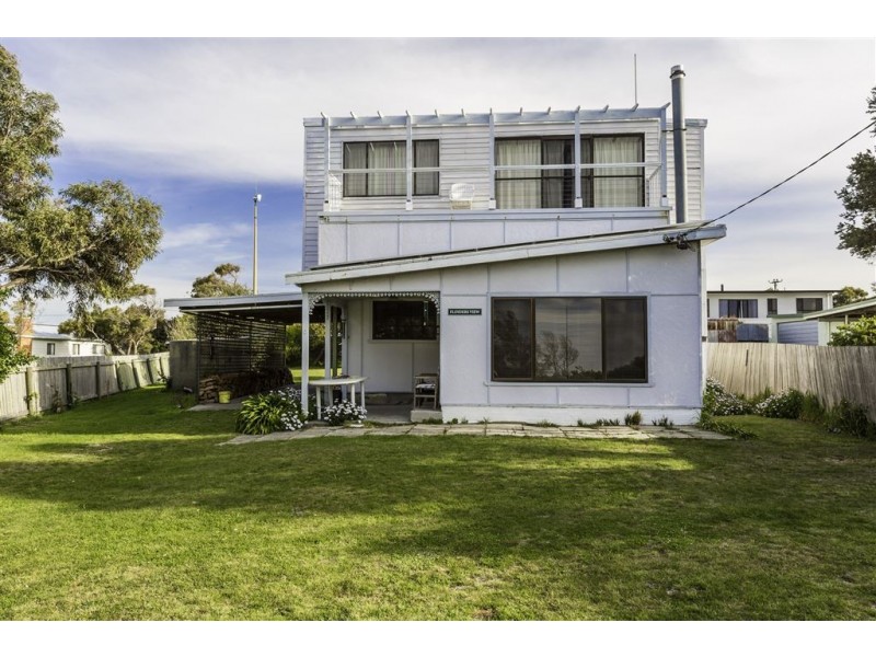 9 Morgan Esplanade, Tomahawk TAS 7262