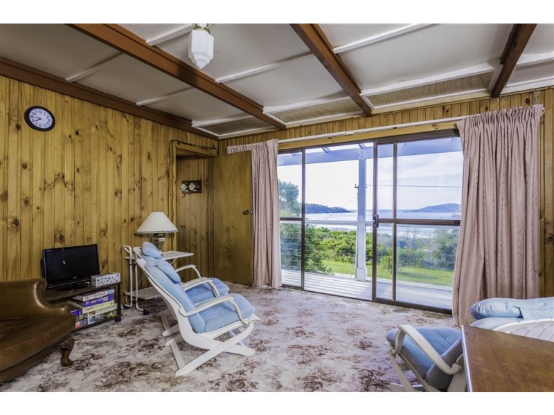 9 Morgan Esplanade, Tomahawk TAS 7262