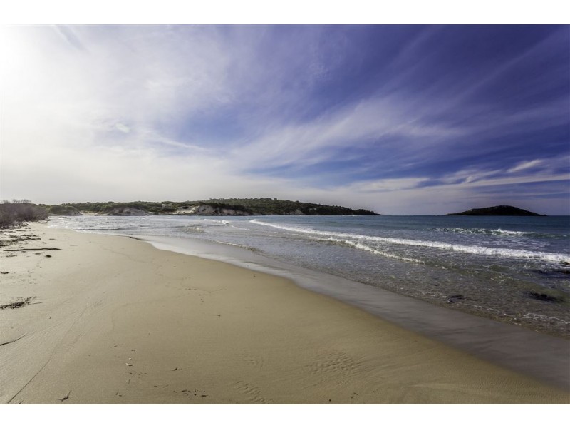 9 Morgan Esplanade, Tomahawk TAS 7262