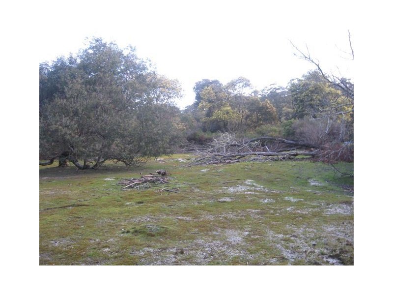 - Lanka Road, Pioneer TAS 7264