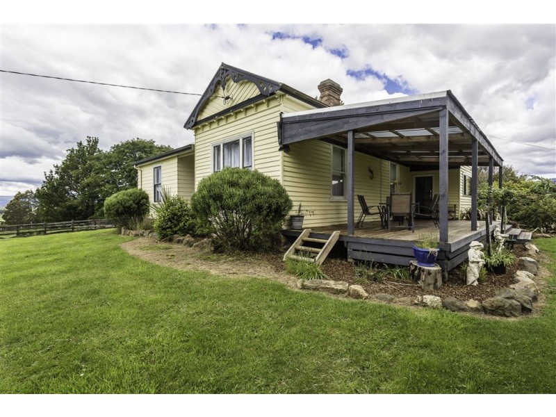 111 Snake  Track, Legerwood TAS 7263