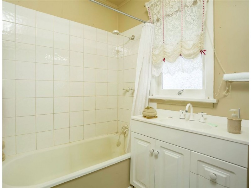 16 Albert Street, Branxholm TAS 7261