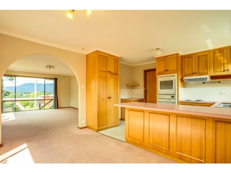 6 McLennan St, Scottsdale TAS 7260