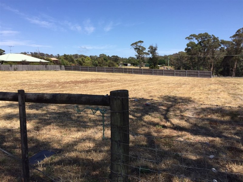 1, 2, 4/16 Emily Street, Bridport TAS 7262