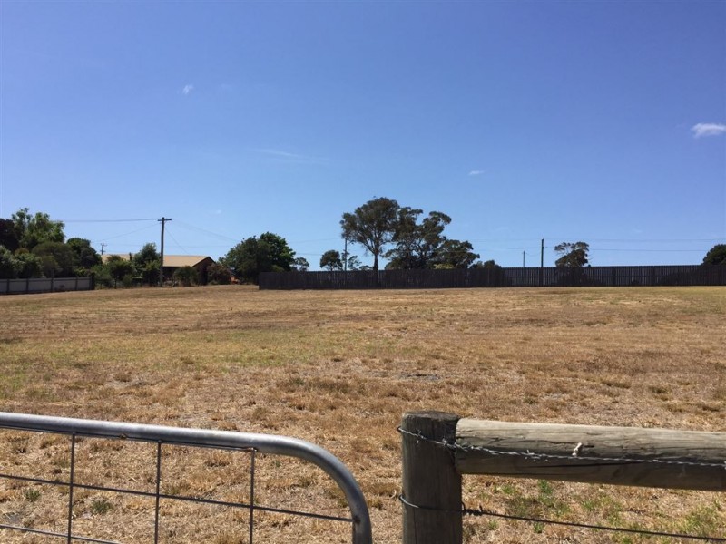 1, 2, 4/16 Emily Street, Bridport TAS 7262