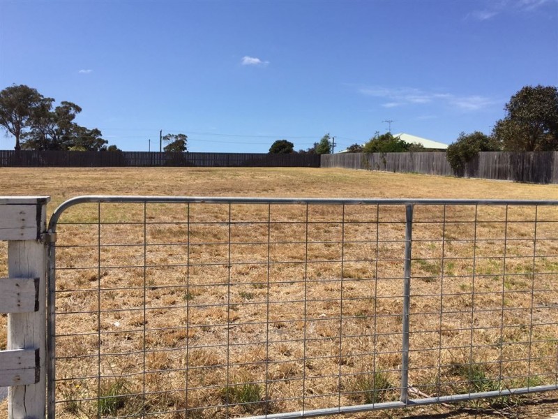 1, 2, 4/16 Emily Street, Bridport TAS 7262