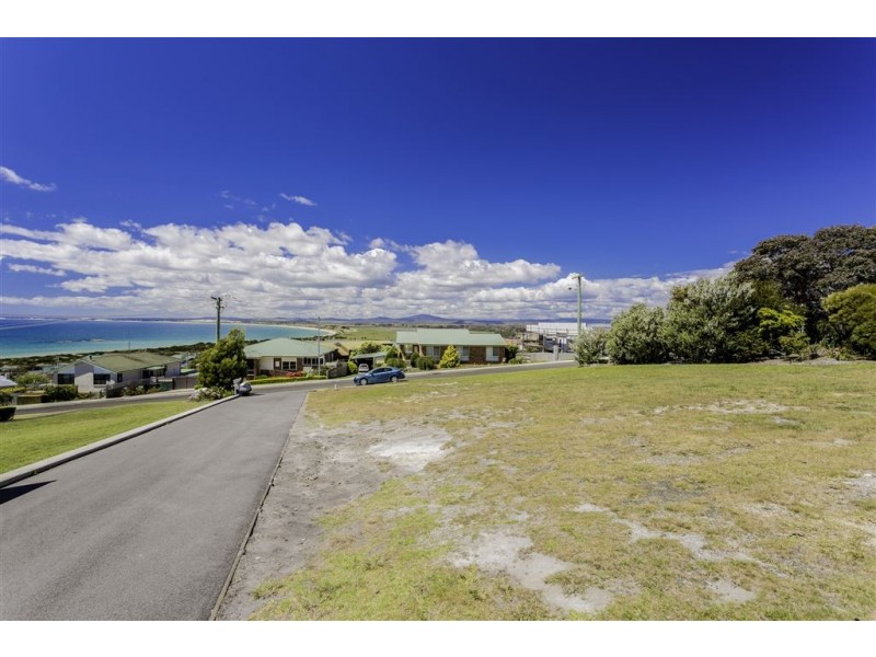 1A/5 Clarke Street, Bridport TAS 7262