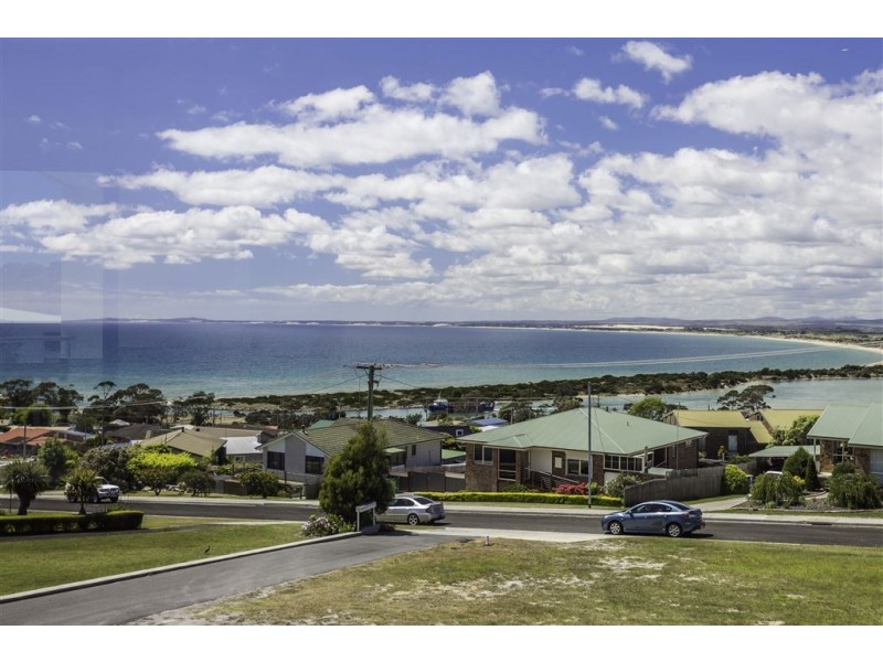 1A/5 Clarke Street, Bridport TAS 7262