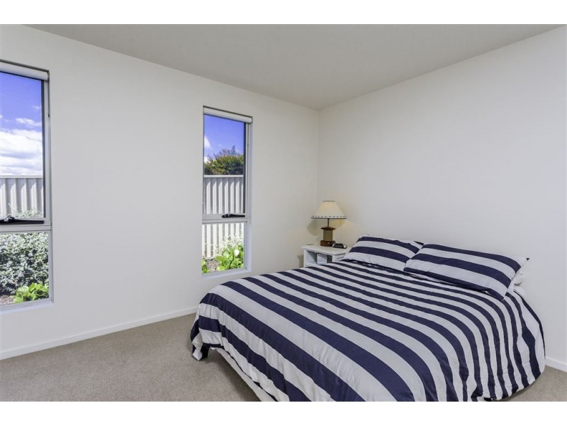 1A/5 Clarke Street, Bridport TAS 7262