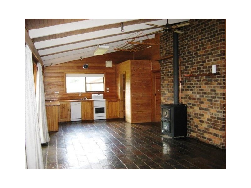 65 Station Road, Lilydale TAS 7268