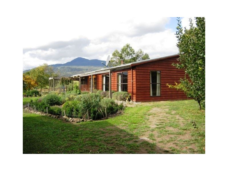 65 Station Road, Lilydale TAS 7268