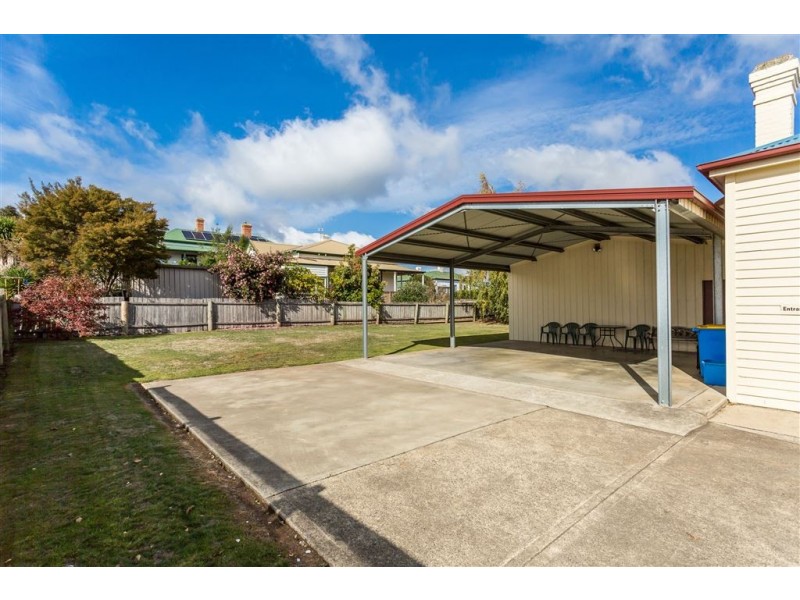 11 Ellenor Street, Scottsdale TAS 7260