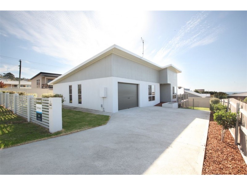 1/20 Louisa Street, Bridport TAS 7262