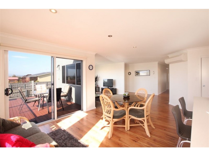 1/20 Louisa Street, Bridport TAS 7262